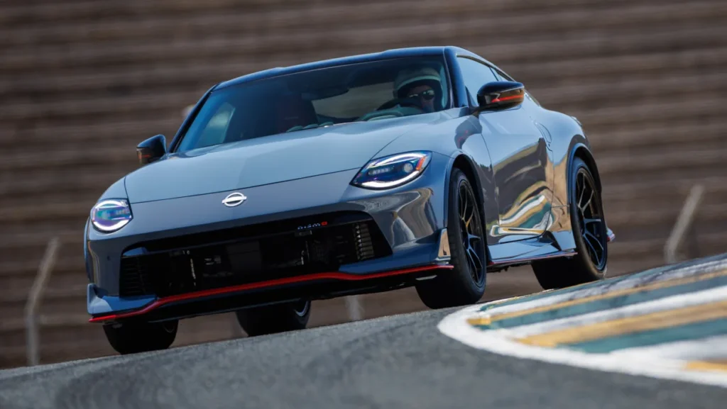 The Revival of an Icon: The 2024 Nissan Z Hits the Roads of the UKmore cars 